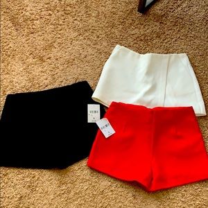Express skorts bundle size small (red,black,white)